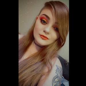 Meet your Posher, Effie